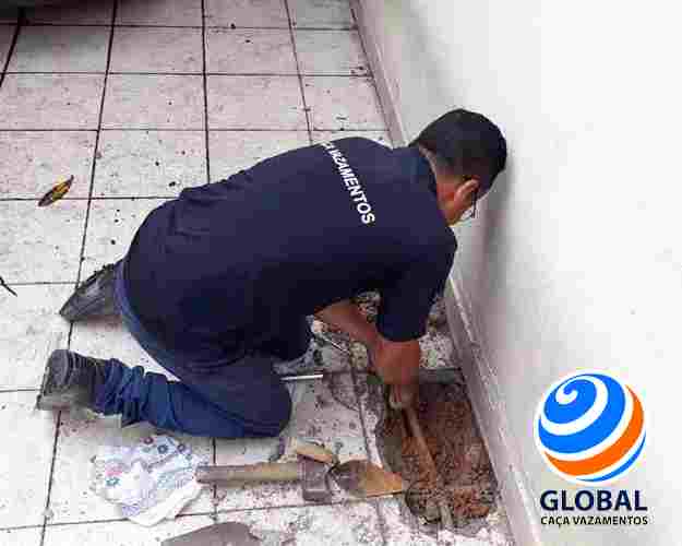 Caça vazamento na parede, solo, teto, laje e coluna Sabesp
