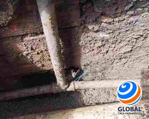 Serviço de encanador perto de mim com laudo técnico Global